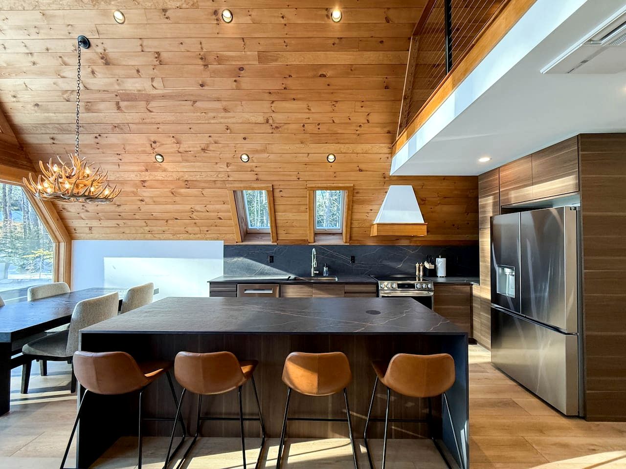 Luxurious A-Frame Retreat with Hot Tub and Fire Pit in Bartlett, New Hampshire