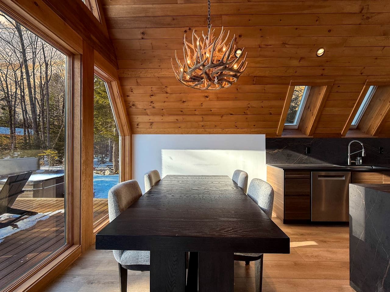Luxurious A-Frame Retreat with Hot Tub and Fire Pit in Bartlett, New Hampshire