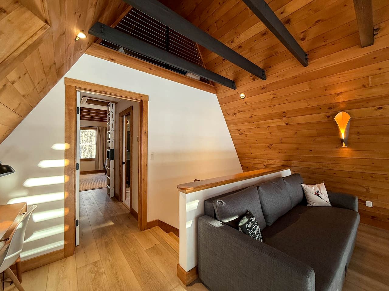 Luxurious A-Frame Retreat with Hot Tub and Fire Pit in Bartlett, New Hampshire