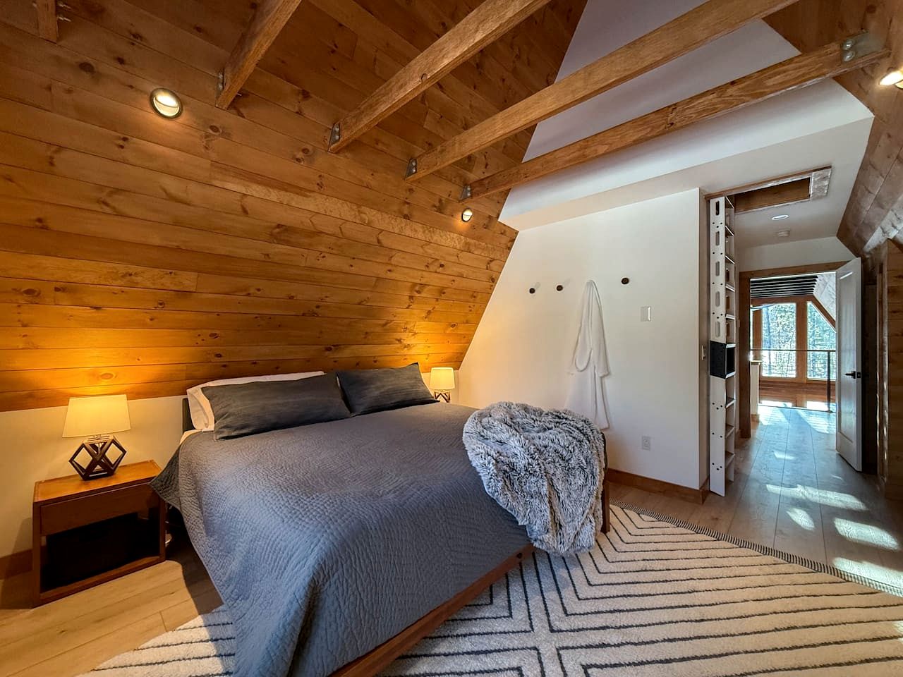 Luxurious A-Frame Retreat with Hot Tub and Fire Pit in Bartlett, New Hampshire