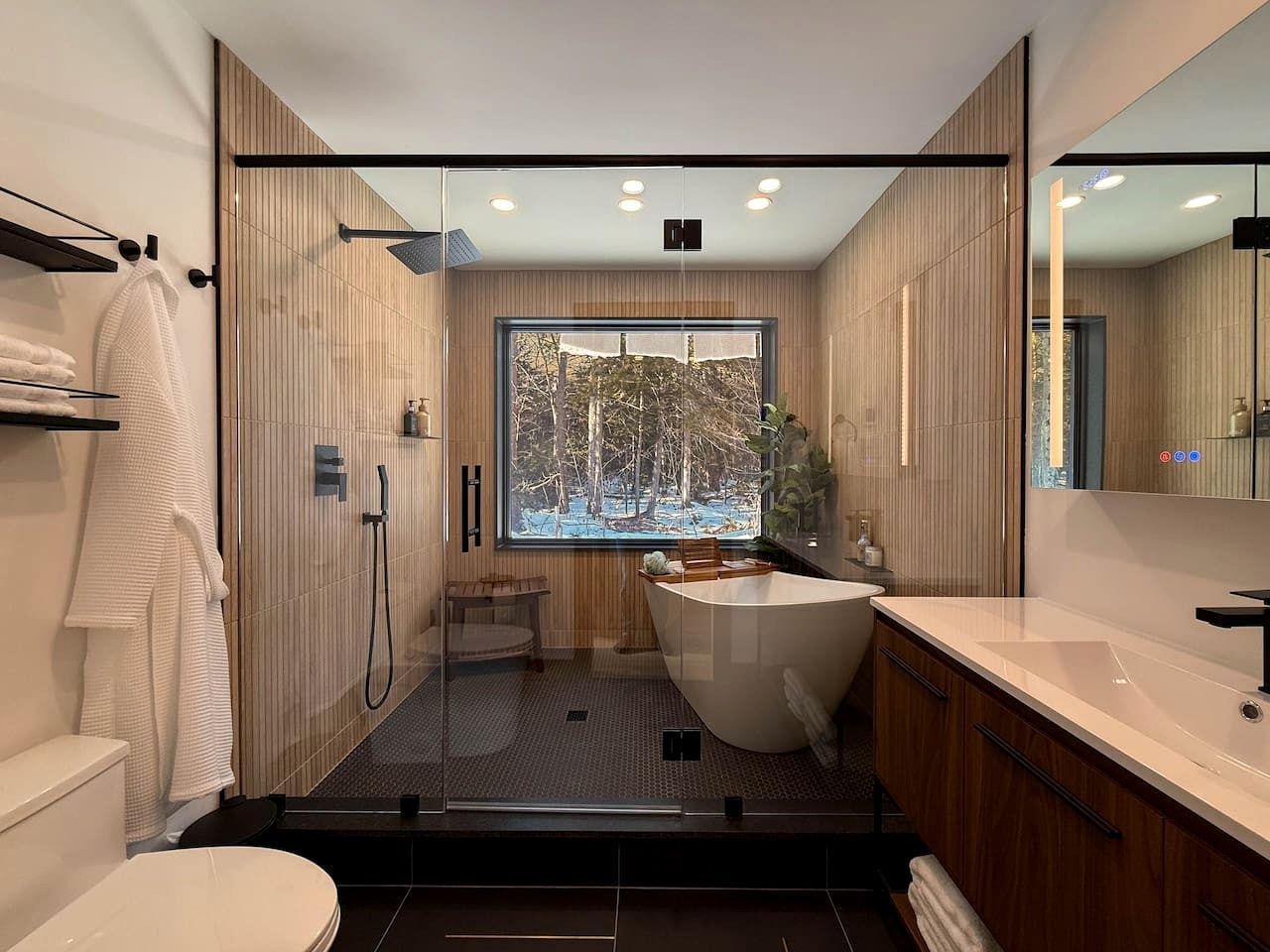 Luxurious A-Frame Retreat with Hot Tub and Fire Pit in Bartlett, New Hampshire