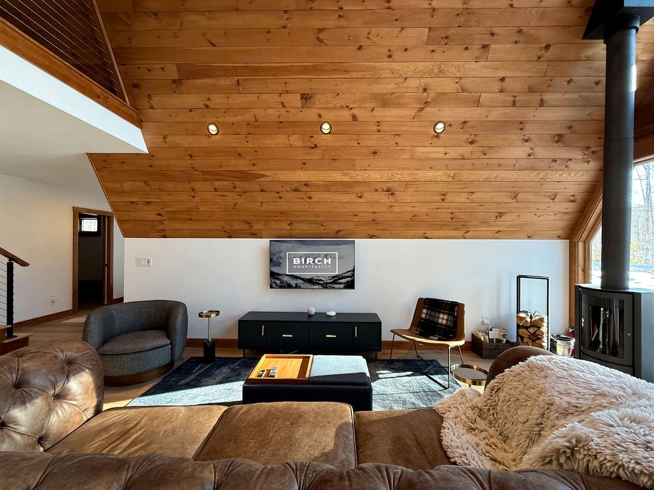 Luxurious A-Frame Retreat with Hot Tub and Fire Pit in Bartlett, New Hampshire