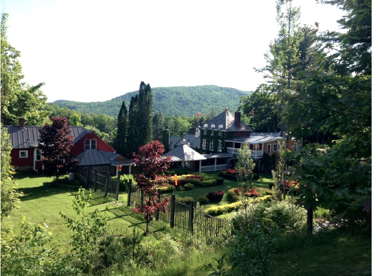 Elegant Villa with Pool and Hot Tub on 400 Acres in Reading, Vermont