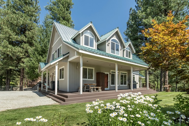Cabins (United States of America, Leavenworth, Washington)