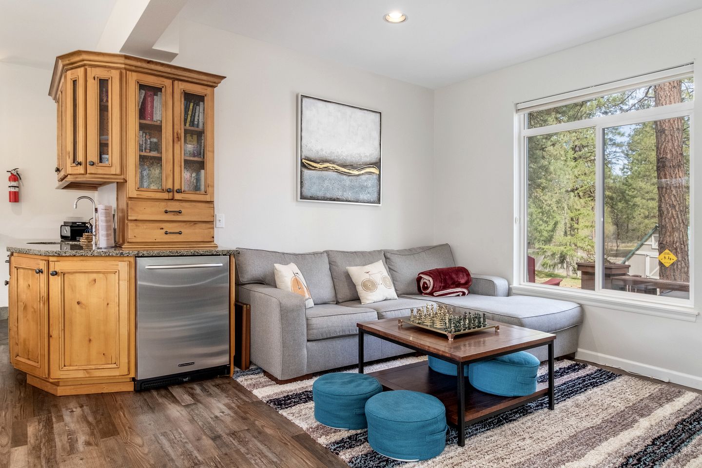 Renovated Modern Cabin with Private Tennis Court and Spa in Leavenworth, Washington