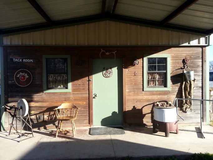 Nature Lodges (Alba, Texas, United States)