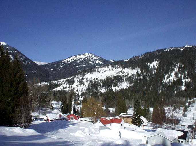 Cottages (Rossland, British Columbia, Canada)