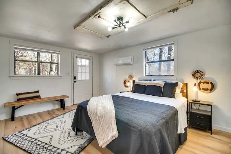 Cabins (United States of America, Gentry, Arkansas)