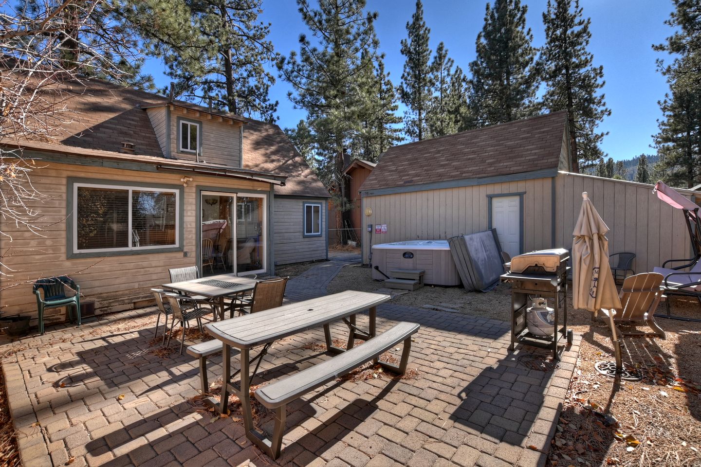 Gorgeous Cabin with Hot-tub and Barbecue in Big Bear Lake, California