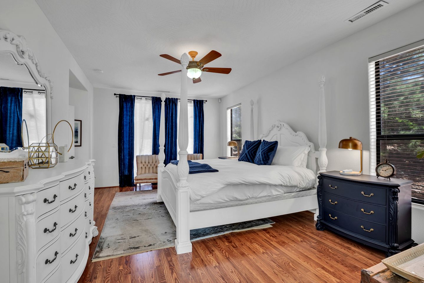 Idyllic Red Rock Vacation Rental with Hot Tub for Family and Group Getaways in Sedona, Arizona