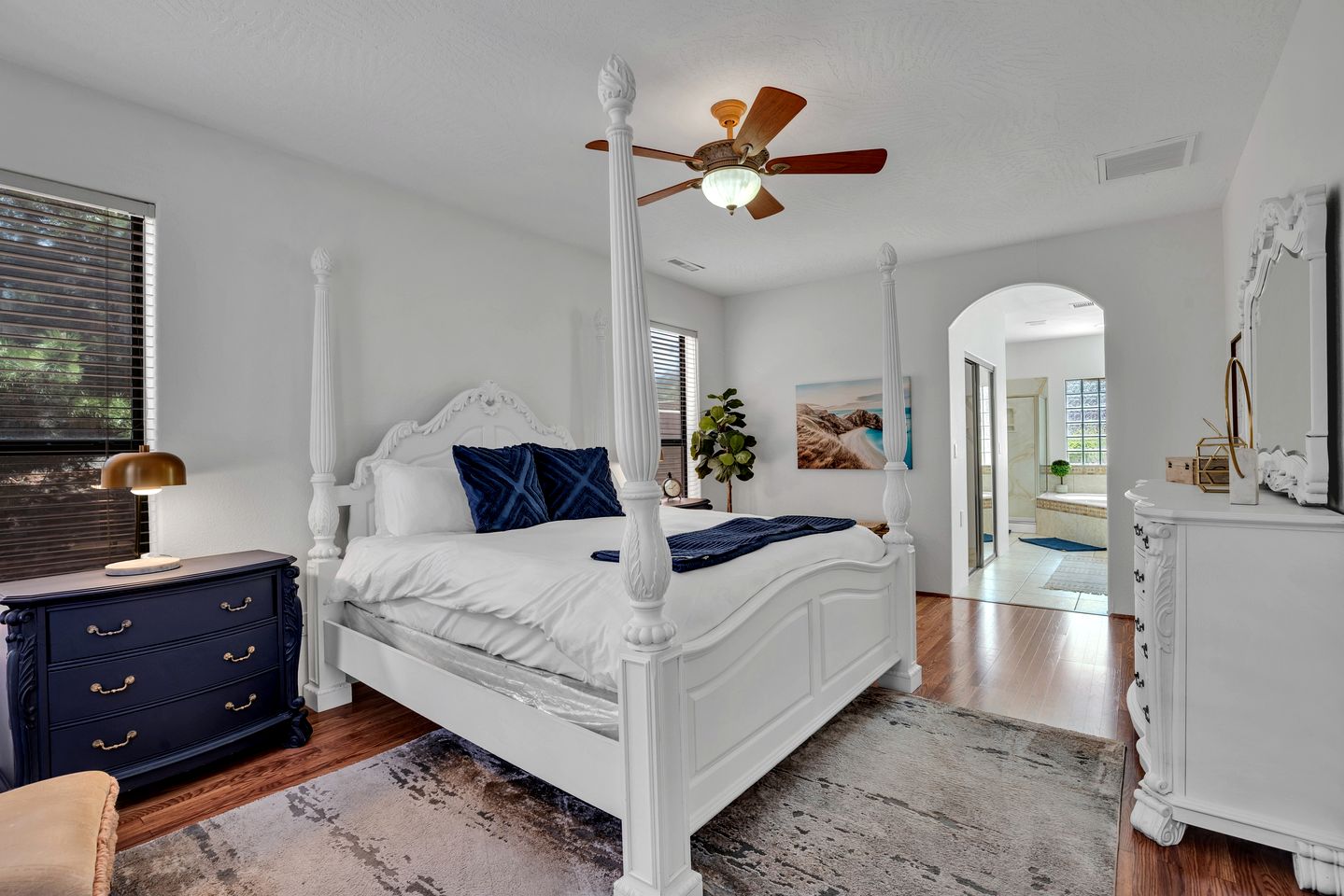 Idyllic Red Rock Vacation Rental with Hot Tub for Family and Group Getaways in Sedona, Arizona