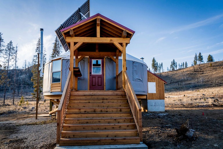 Secluded Modern Yurt with Sauna Perfect for Small Groups in Boise, Idaho