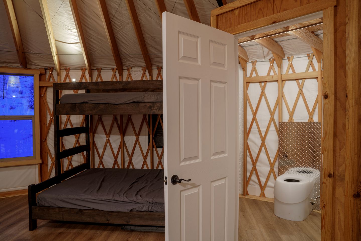 Secluded Modern Yurt with Sauna Perfect for Small Groups in Boise, Idaho