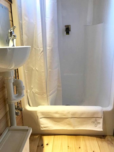 Tiny Houses (Redesdale, Victoria, Australia)