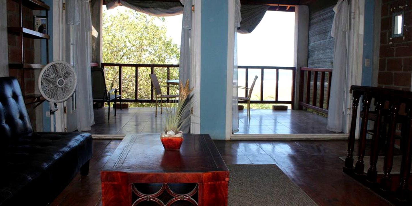 Romantic Secluded Cabin Rental for Couples on Beach in Nicaragua