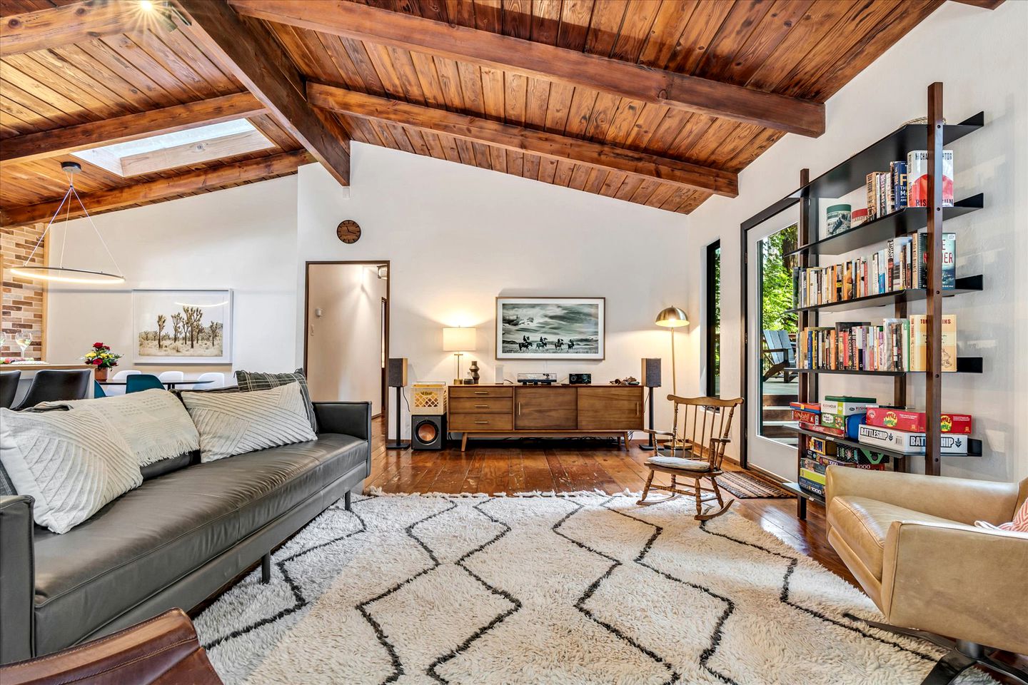 California Dream Vacation Rental for Unforgettable Family or Group Glamping in Monte Rio