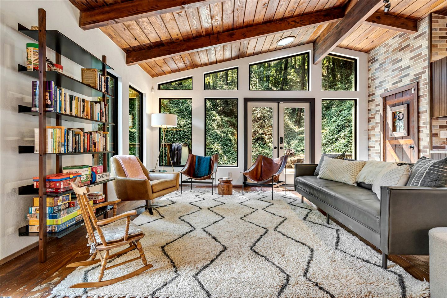 California Dream Vacation Rental for Unforgettable Family or Group Glamping in Monte Rio