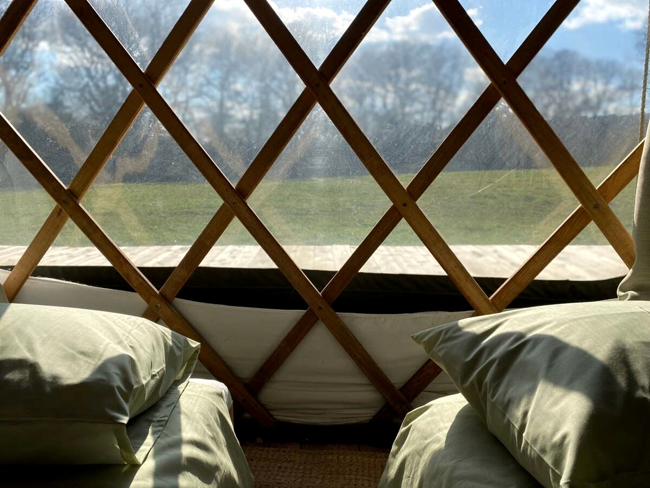 Handcrafted Countryside Yurt with Private Deck & Fire Pit in England, United Kingdom