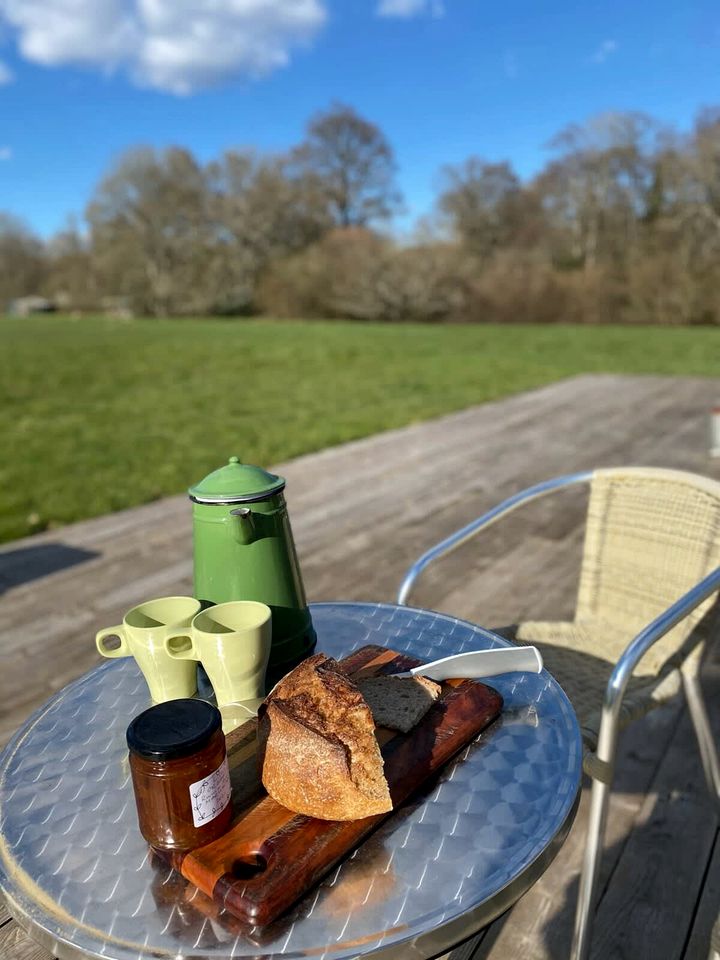 Handcrafted Countryside Yurt with Private Deck & Fire Pit in England, United Kingdom