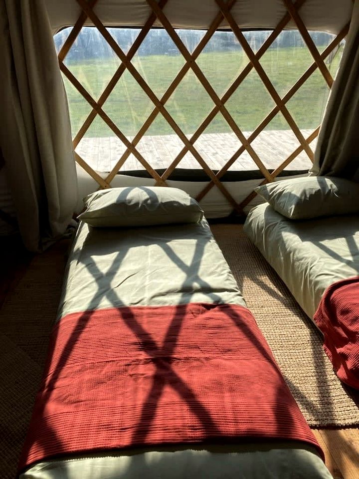 Handcrafted Countryside Yurt with Private Deck & Fire Pit in England, United Kingdom