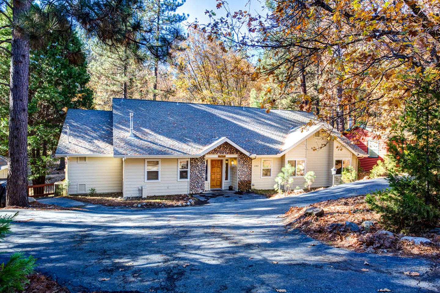 Spacious Cabin in Yosemite National Park, California