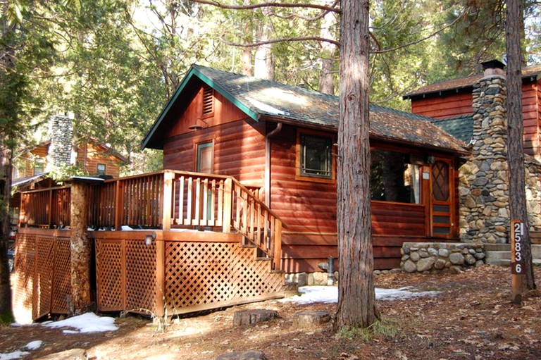 Romantic Cabin In Yosemite National Park