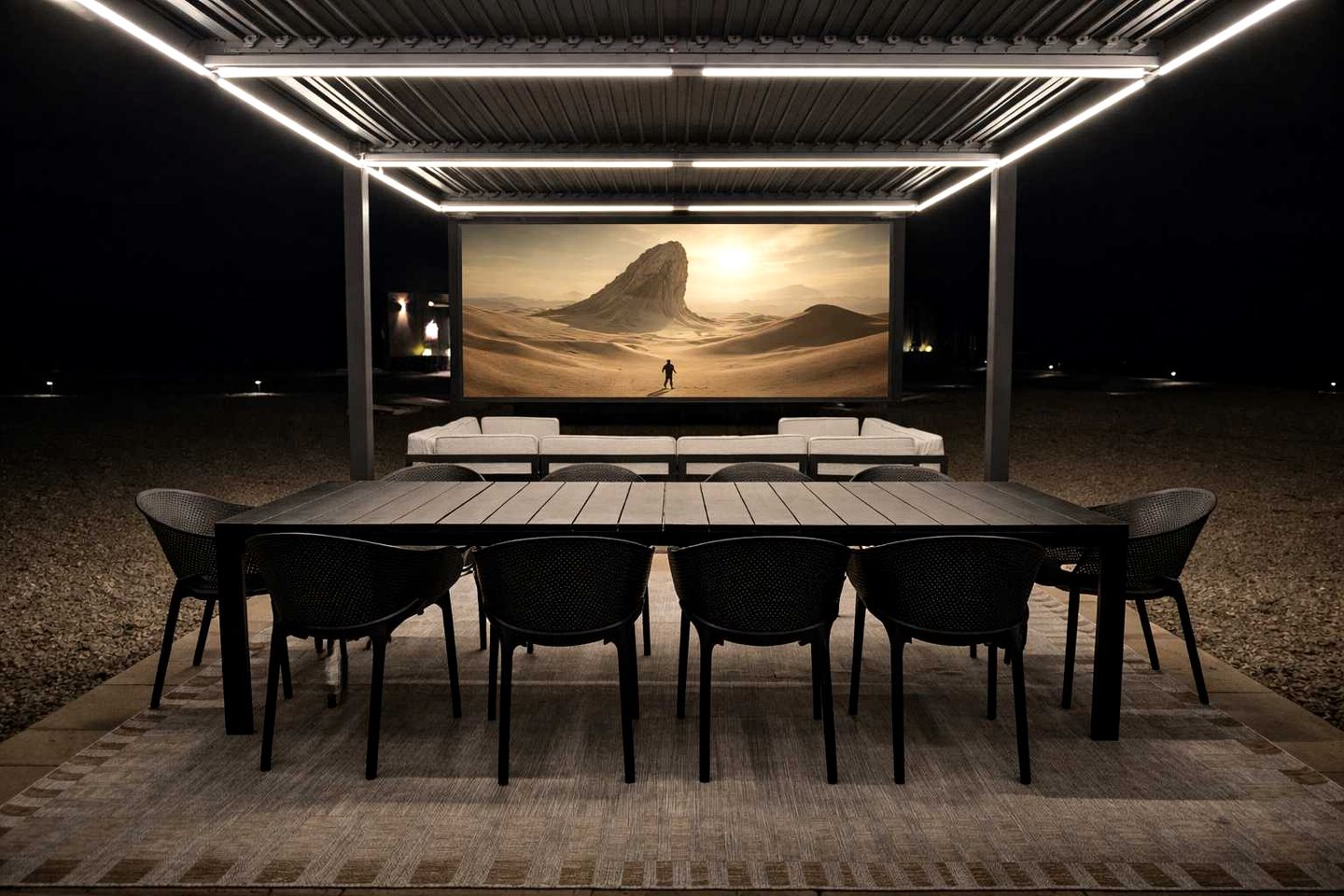 Minimalist Mirror Studio Stay with Red Rock Views near Capitol Reef, Torrey Utah