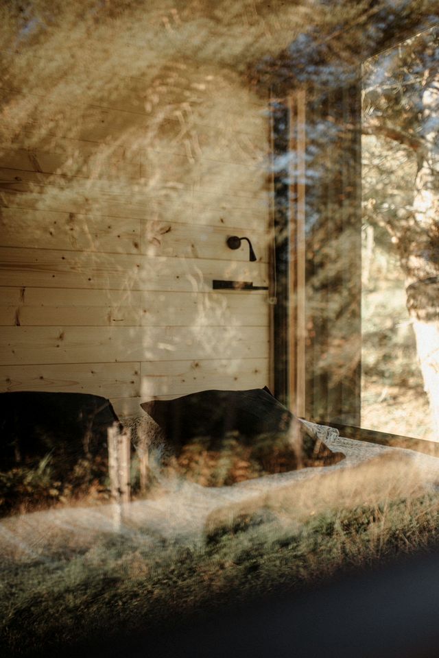 Panoramic Tiny Home with Stunning Forest Views Near Riotord, France