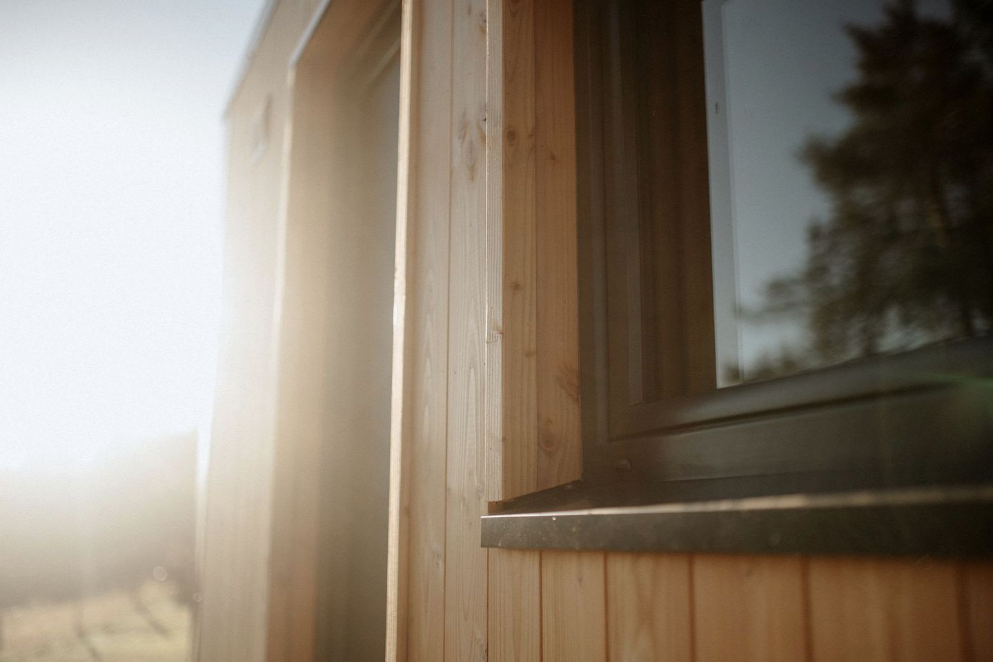 Panoramic Tiny Home with Stunning Forest Views Near Riotord, France