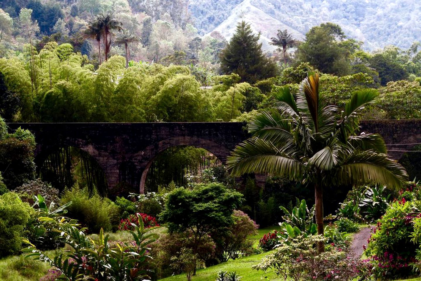 Secluded Riverside Vacation Rental with Gorgeous Surroundings near Salento, Colombia