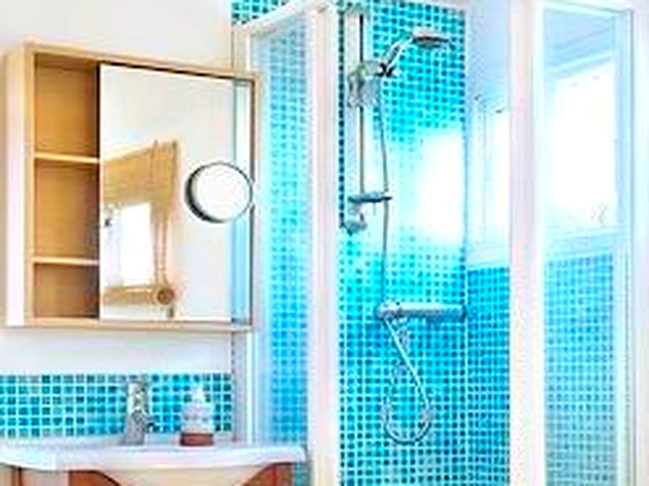 Rehabilitated Luxurious Railroad Cars for a Glamping Getaway in Murcia, Spain