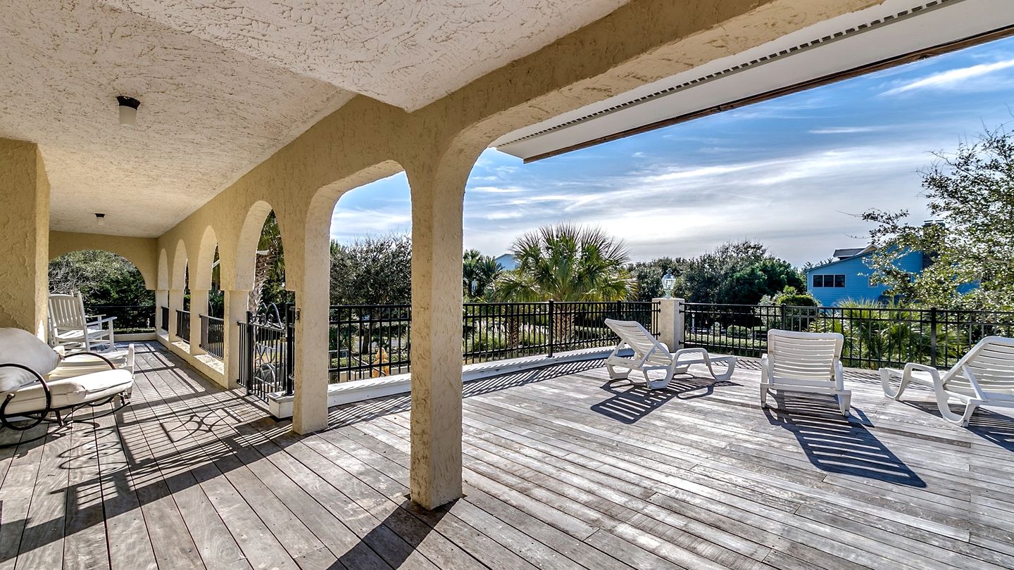 Incredible Luxury Villa in Private Oceanfront Gated Community near Pawleys Island, South Carolina