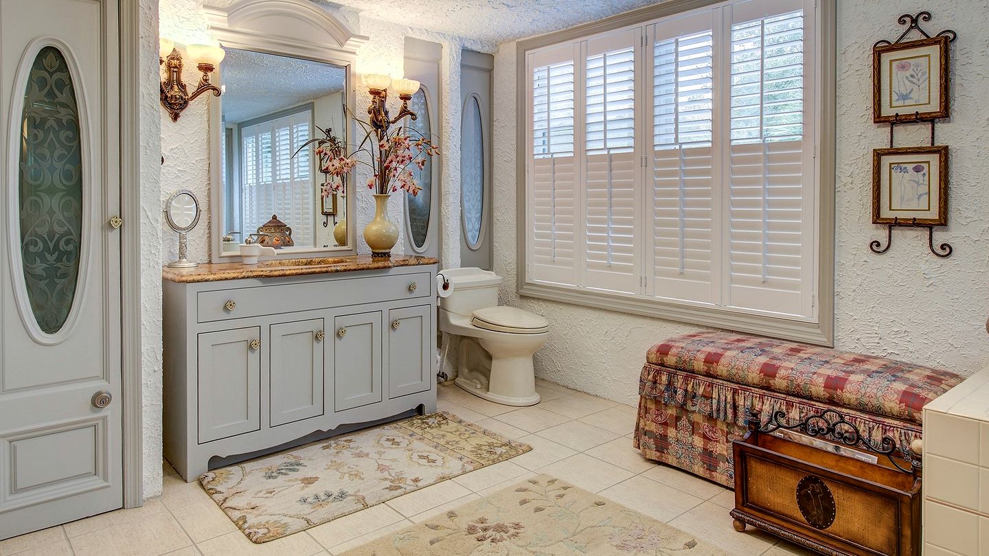 Incredible Luxury Villa in Private Oceanfront Gated Community near Pawleys Island, South Carolina