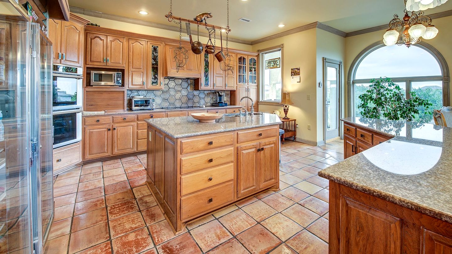 Incredible Luxury Villa in Private Oceanfront Gated Community near Pawleys Island, South Carolina