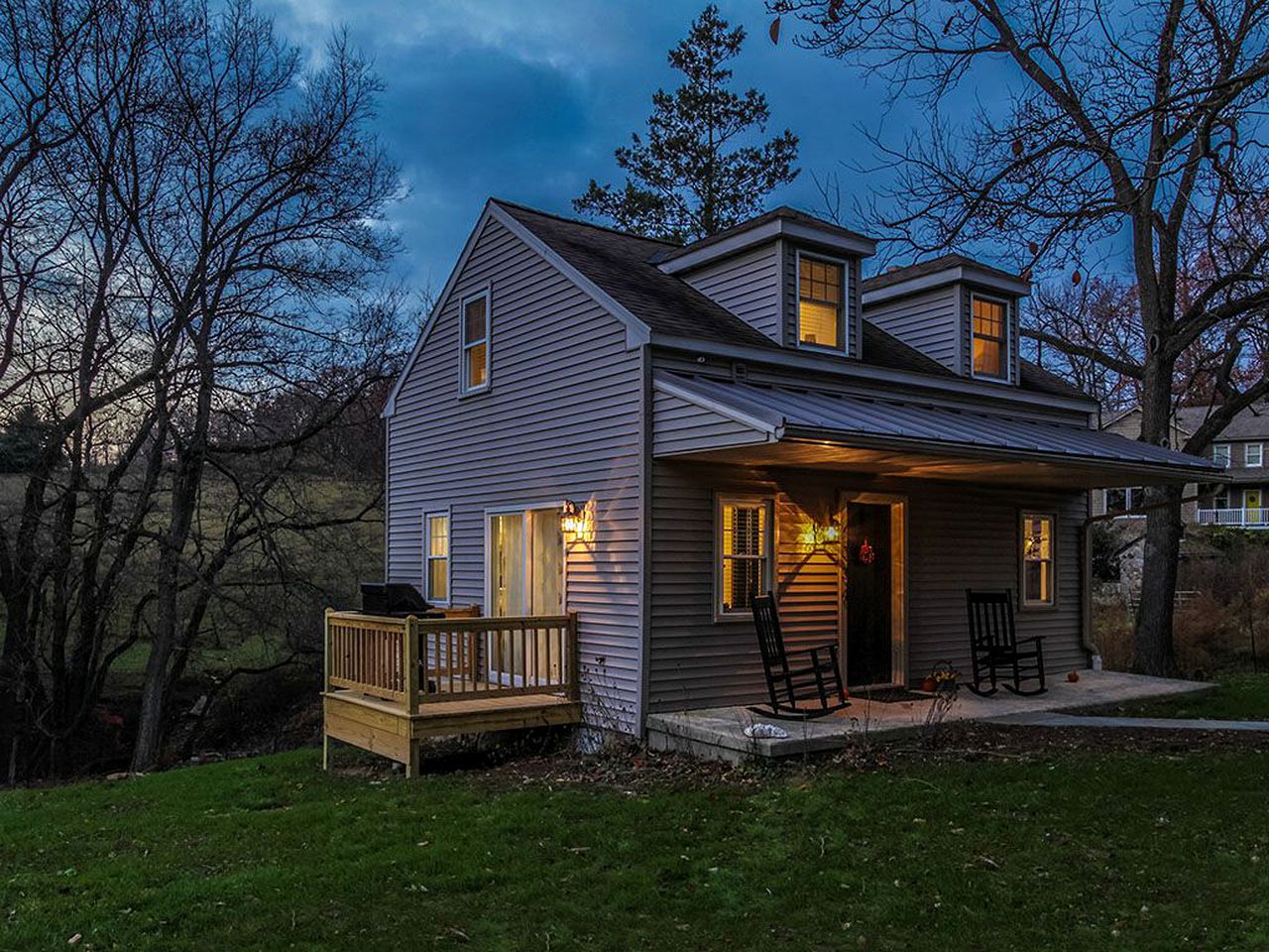 Elegant Farm Cottage Rental for a Countryside Getaway near Lancaster, Pennsylvania