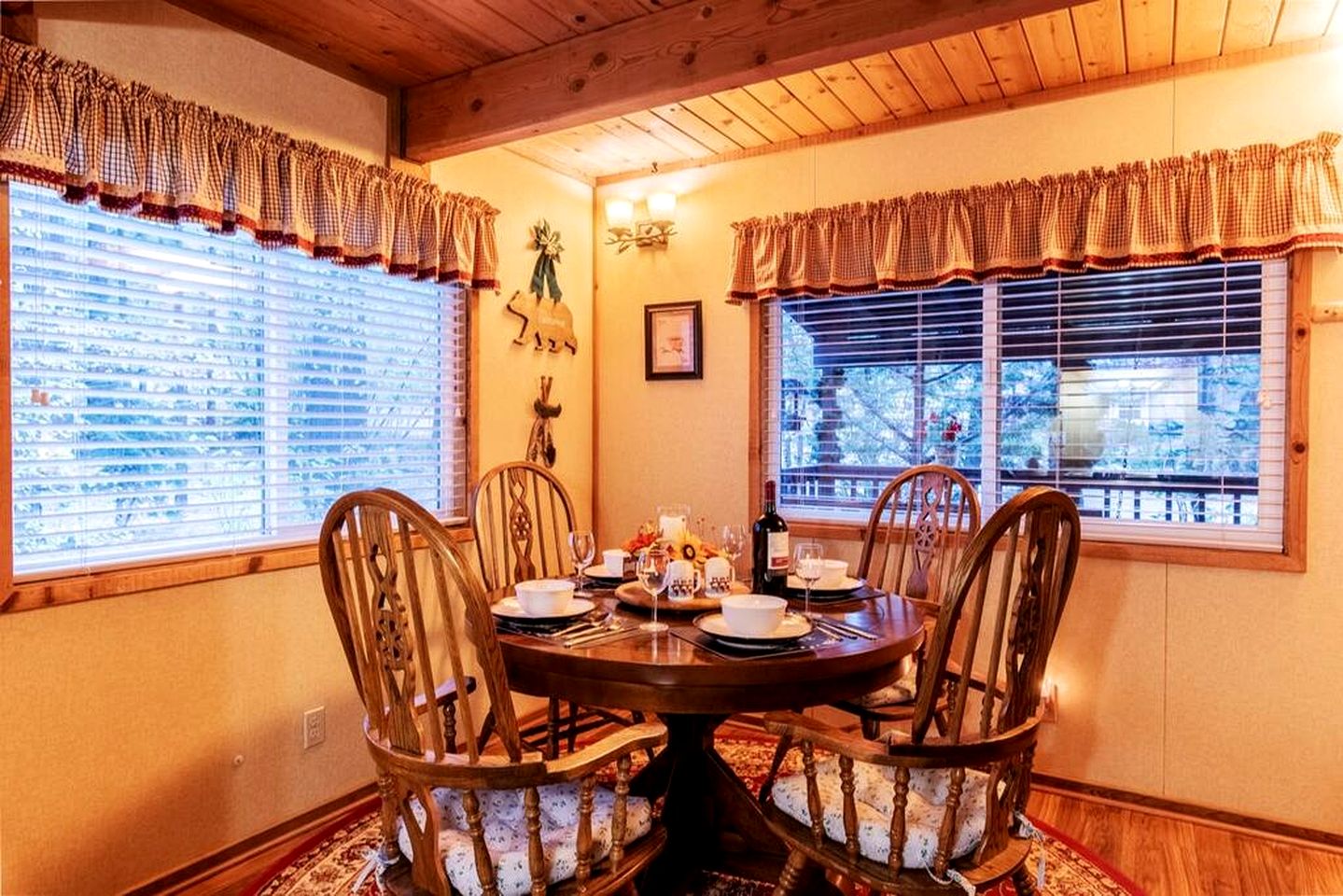 Relax in Style: Cabin with Hot Tub in Scenic Big Bear Lake, California