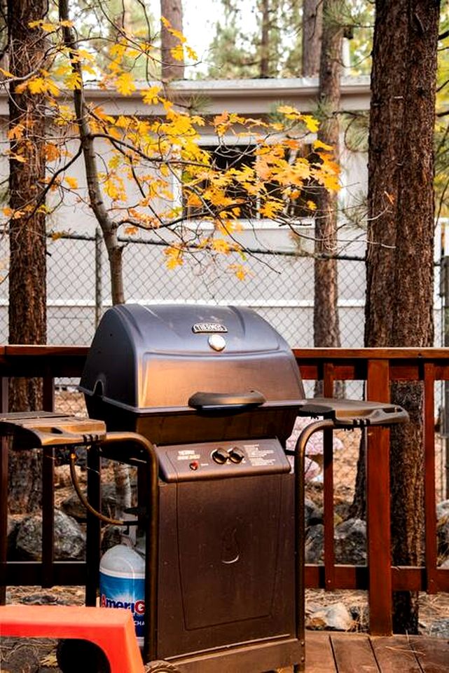 Relax in Style: Cabin with Hot Tub in Scenic Big Bear Lake, California