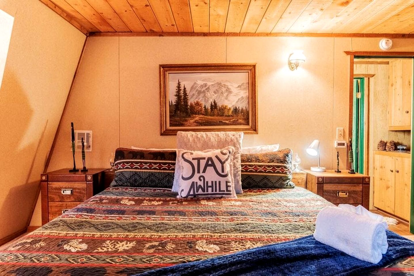 Relax in Style: Cabin with Hot Tub in Scenic Big Bear Lake, California