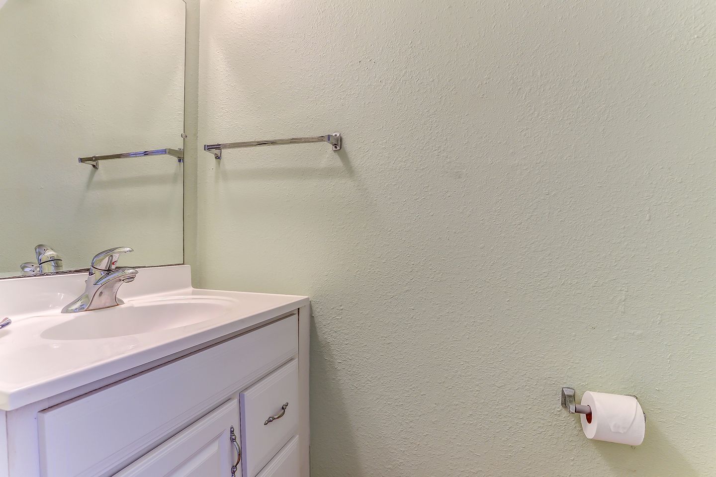 Delightful Beachfront Duplex with Shared Deck and Ocean Views in Fernandina Beach, Florida