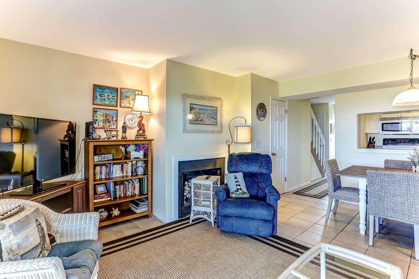 Delightful Beachfront Duplex with Shared Deck and Ocean Views in Fernandina Beach, Florida