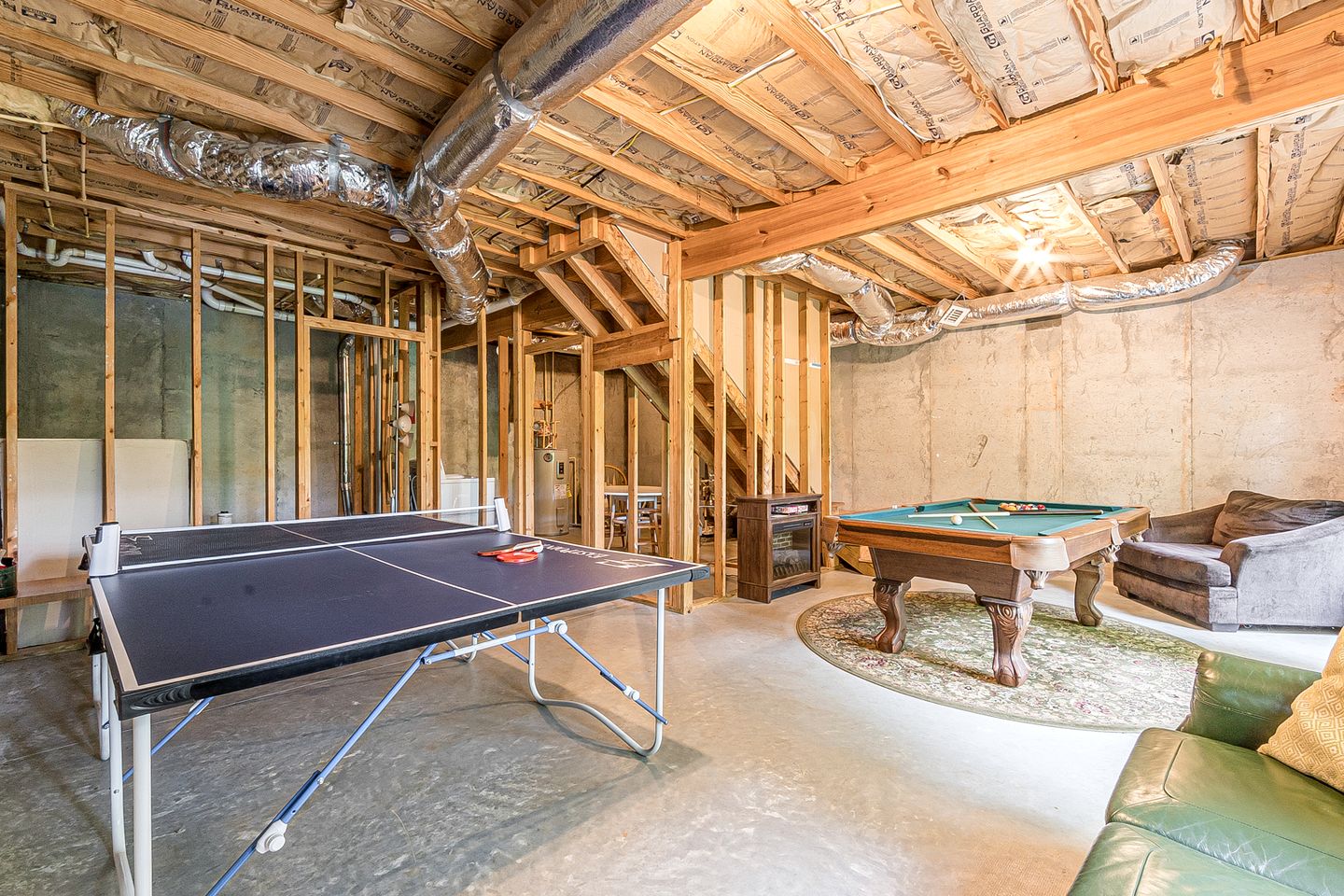 Relaxing Cabin with Barbecue and Hot-tub in Cleveland, Georgia