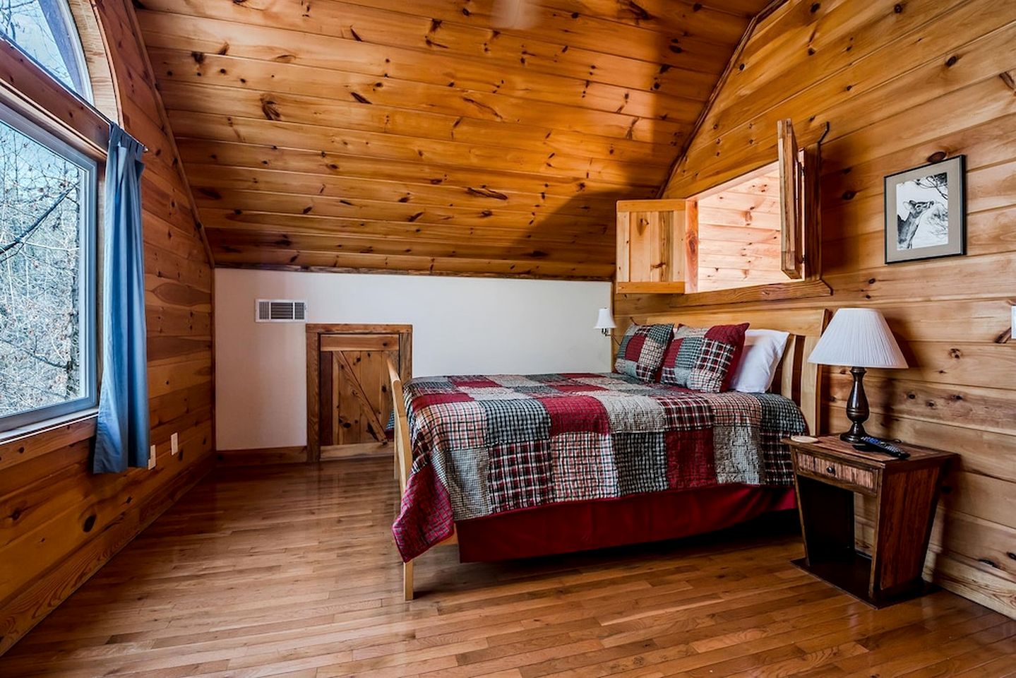 Relaxing Cabin with Barbecue and Hot-tub in Cleveland, Georgia