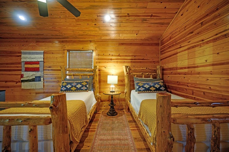 Cabins (United States of America, Broken Bow, Oklahoma)