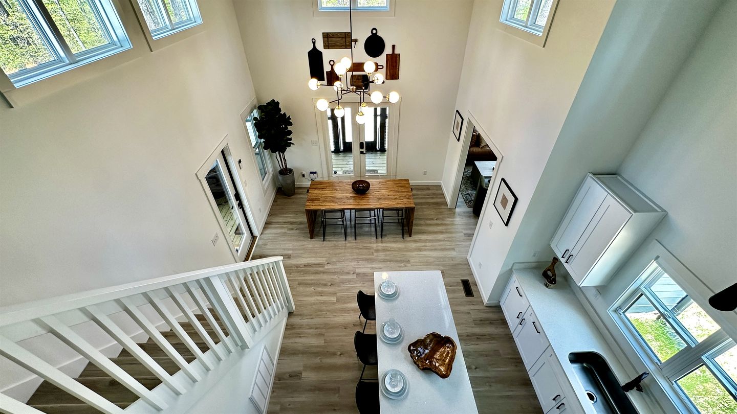 Relaxing Cabin Nestled Amidst Trees and Fire Pit Provided in Monteagle, Tennessee