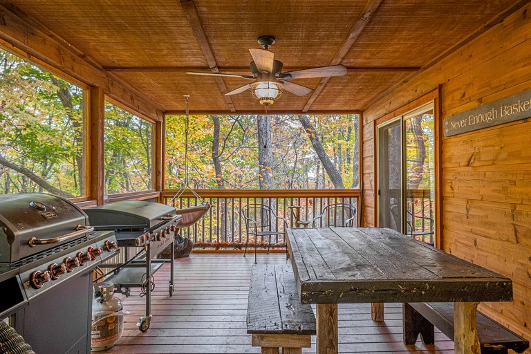 Cabins (United States of America, Sautee Nacoochee, Georgia)