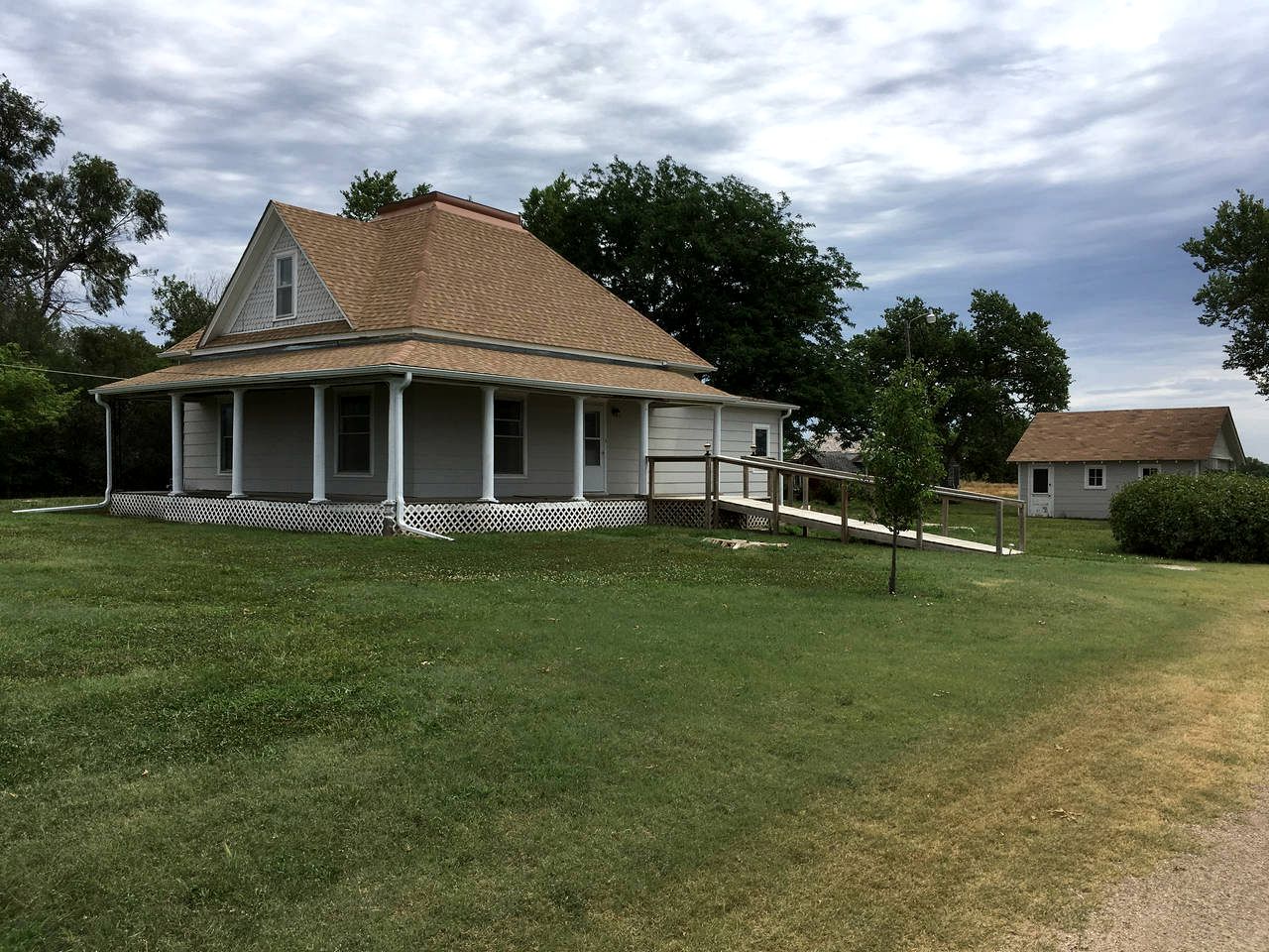 Inexpensive Weekend Getaway near Lovewell State Park in Formoso, Kansas