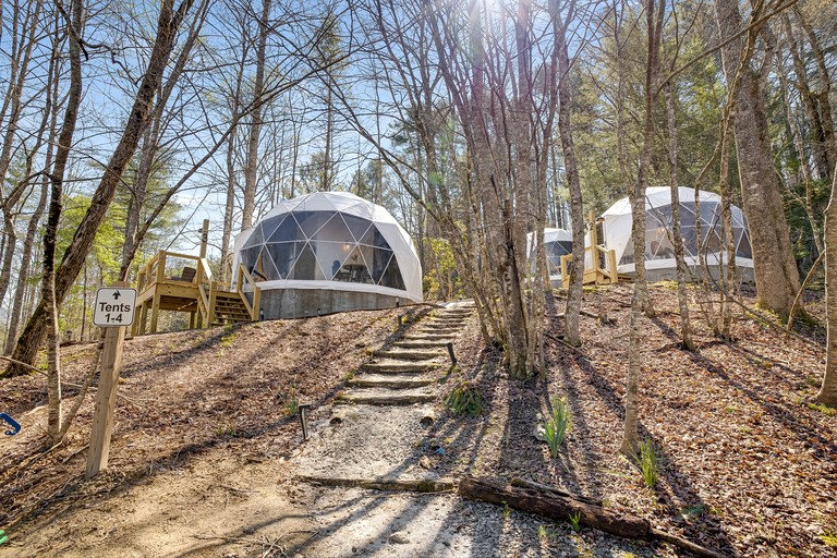 Domes (United States of America, Rosman, North Carolina)