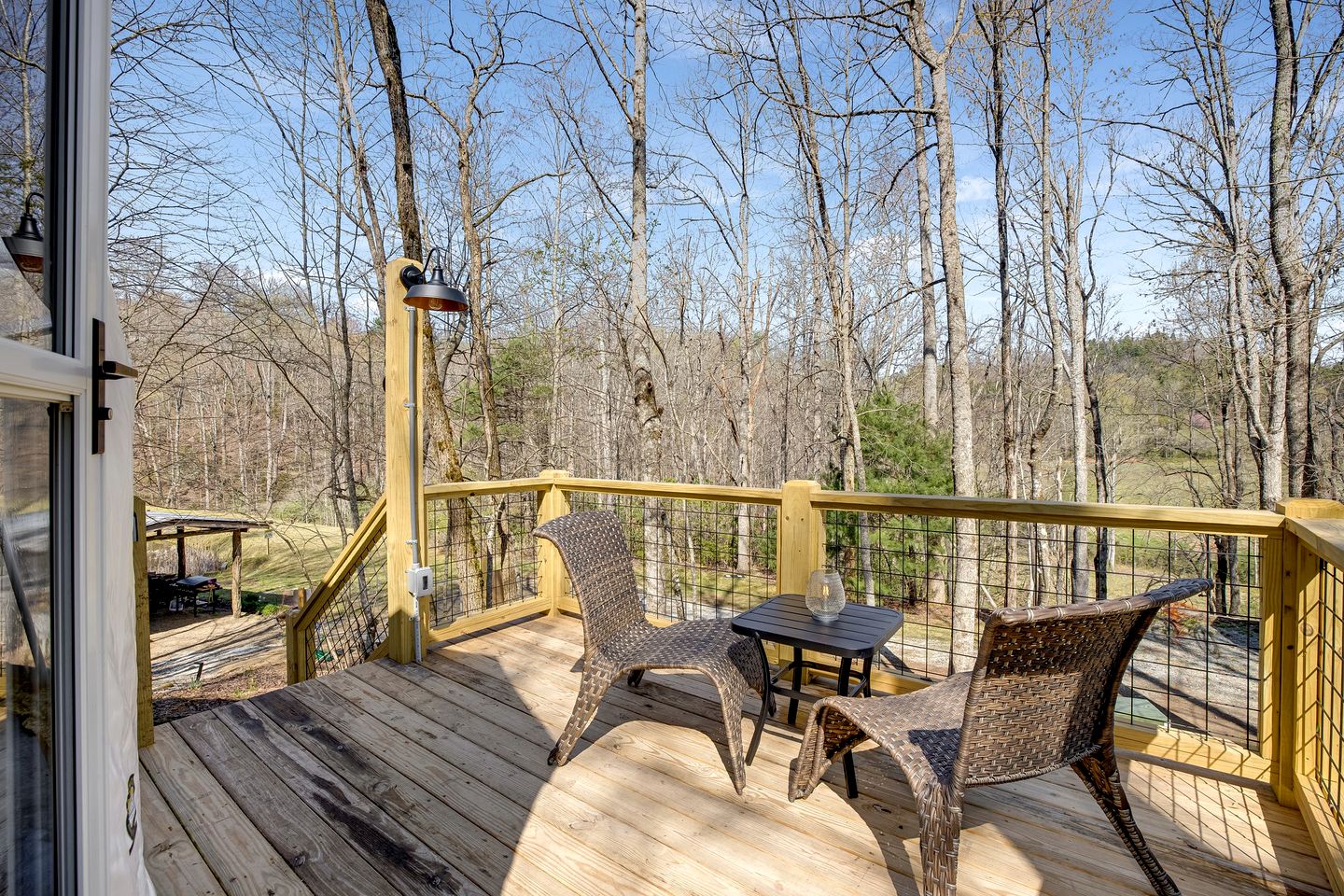 Relaxing Dome in the Heart of the Blue Ridge Mountains for an Unforgettable Glamping Experience in Rosman, North Carolina