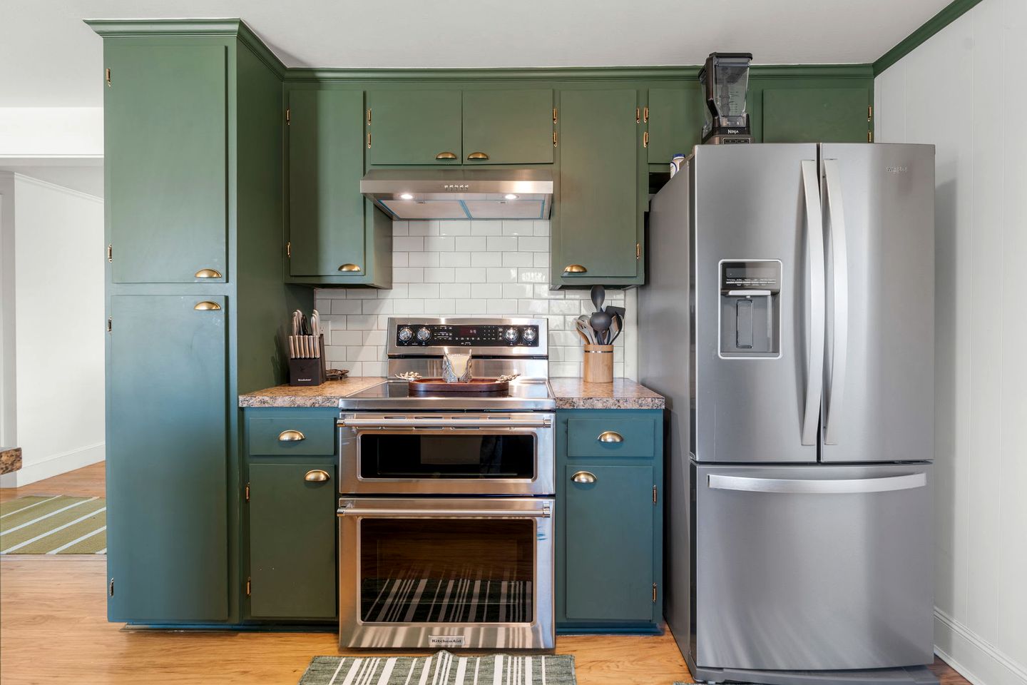 Relaxing Family Getaway with Hot Tub, Garden & BBQ in Falmouth, Massachusetts