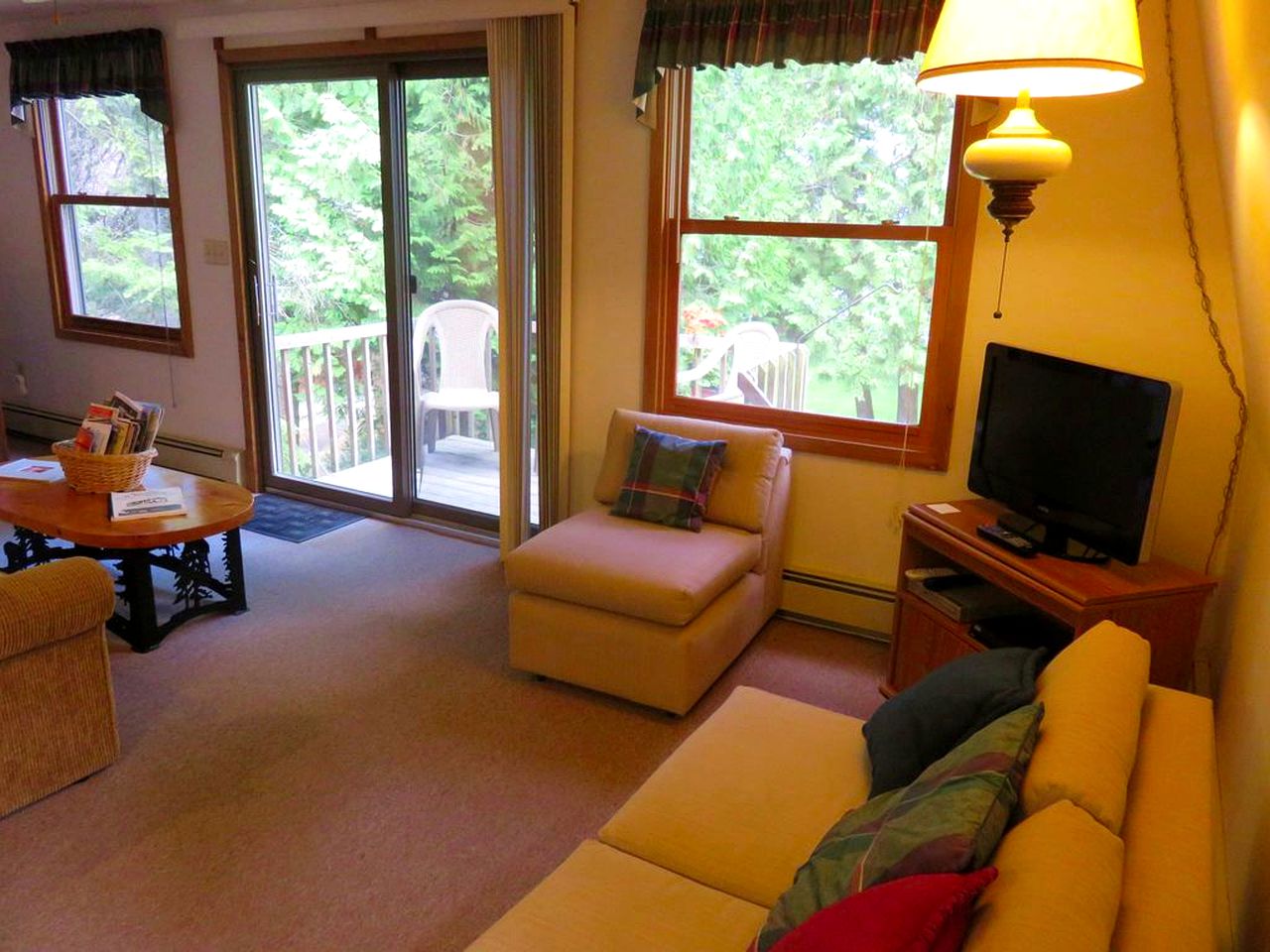 Secluded and Romantic Getaway for Two on Burt Lake, Michigan
